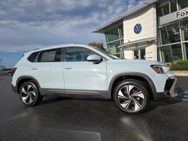 2025 Volkswagen Taos