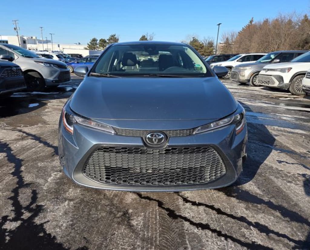 Used 2021 Toyota Corolla LE Sedan