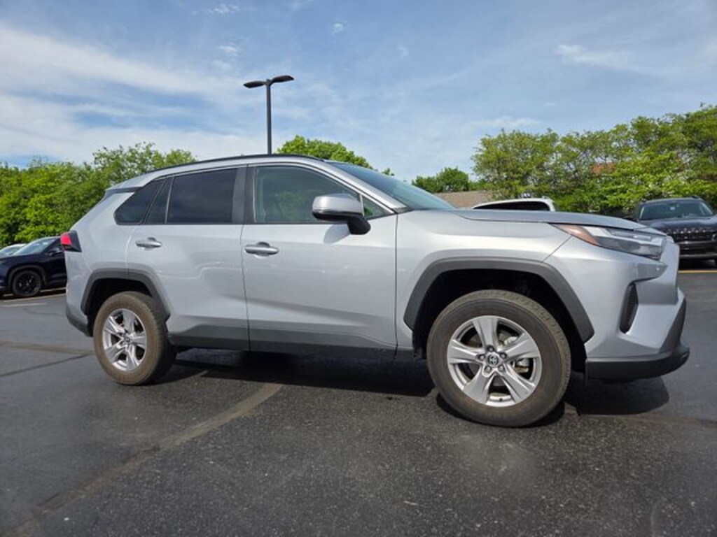 Used 2022 Toyota RAV4 XLE SUV