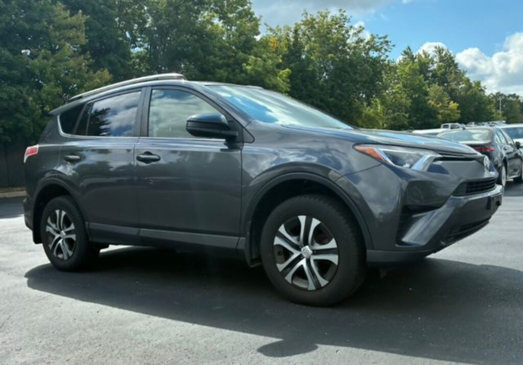 Used 2017 Toyota RAV4 LE SUV