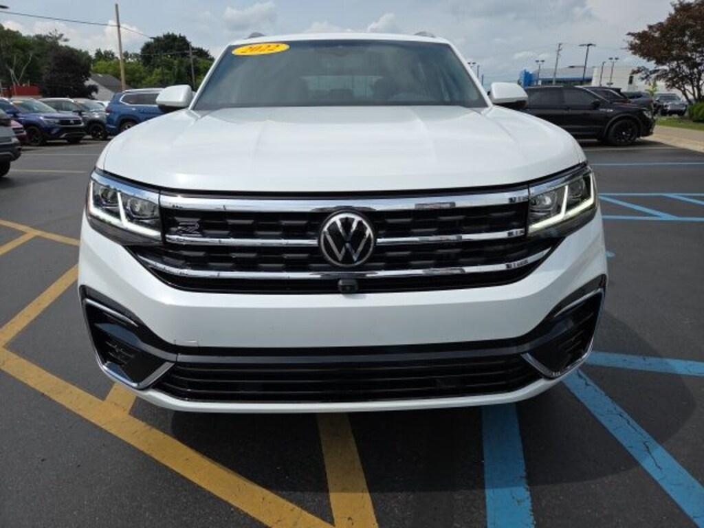 Used 2022 Volkswagen Atlas Cross Sport 3.6L V6 SEL Premium R-Line SUV