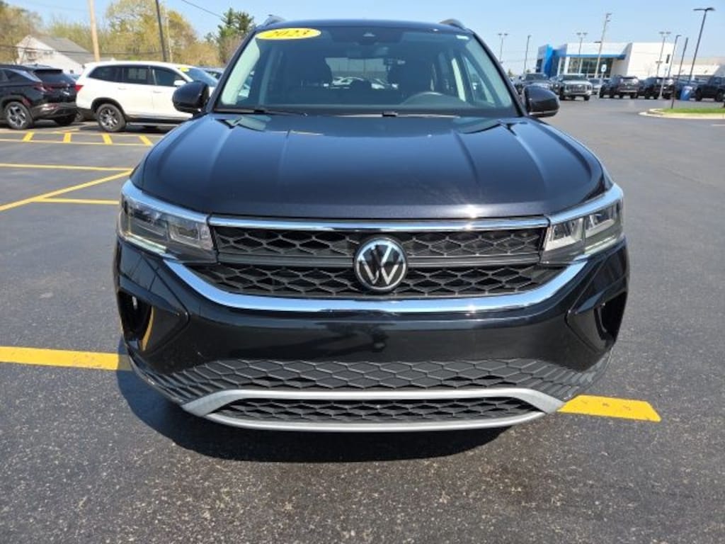 Certified 2023 Volkswagen Taos 1.5T SE SUV