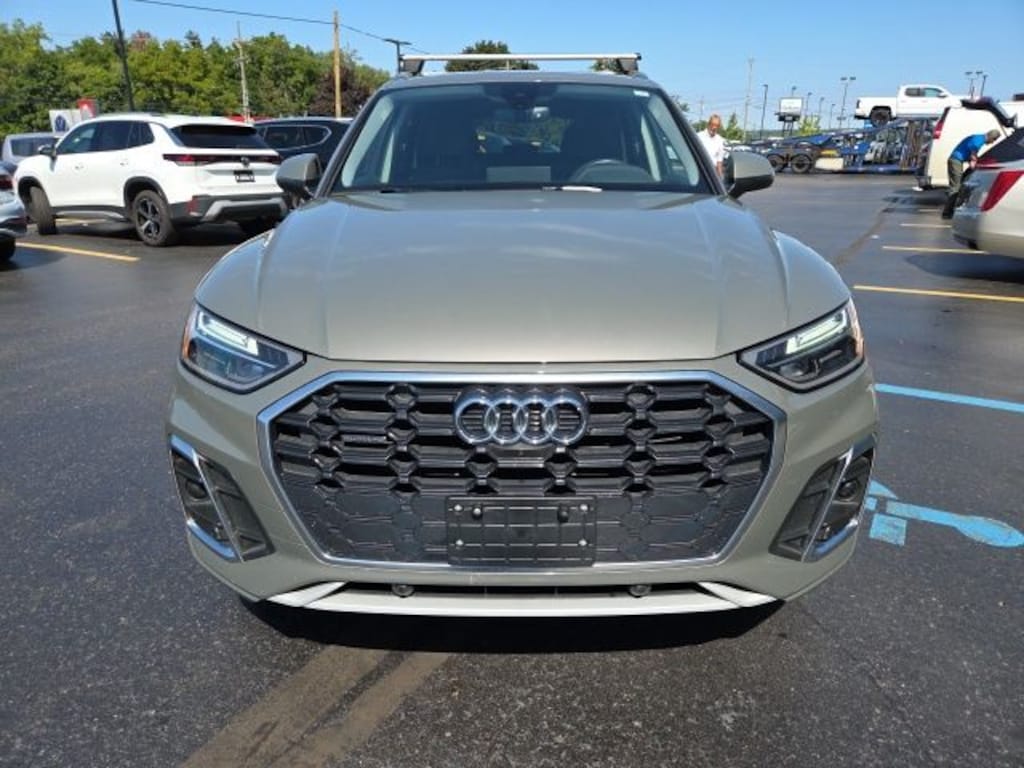 Used 2024 Audi Q5 45 S Line Premium SUV