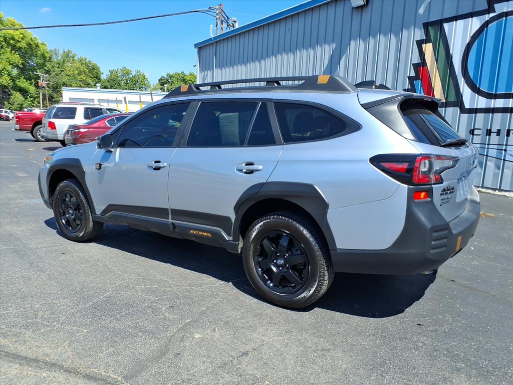 2022 Subaru Outback Wilderness photo 4