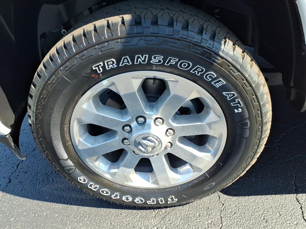 2026 RAM 2500 Big Horn - Photo 13