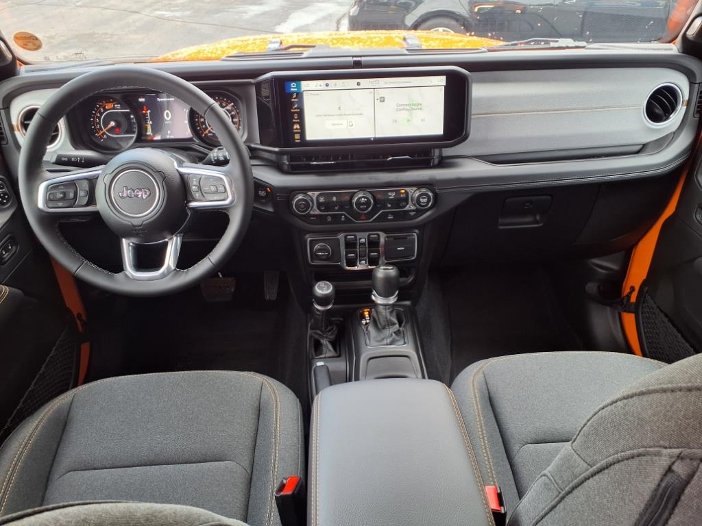 2025 Jeep Wrangler 4-Door Sahara - Photo 24