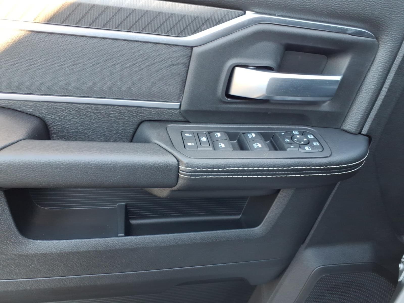 2026 RAM 2500 Big Horn - Photo 13