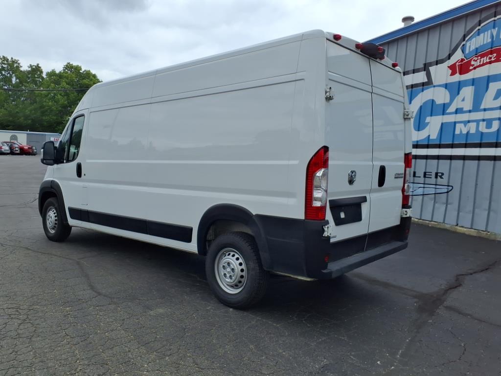 2024 Ram ProMaster 2500 Cargo Van photo 2