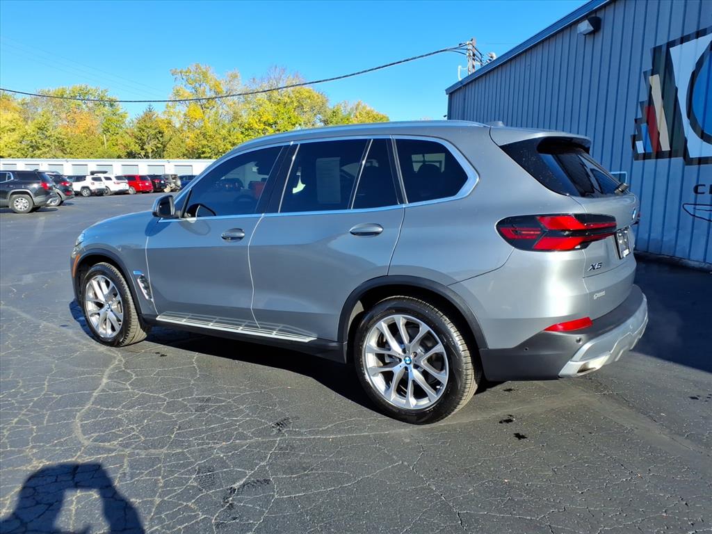 2024 Bmw X5 xDrive40i photo 2