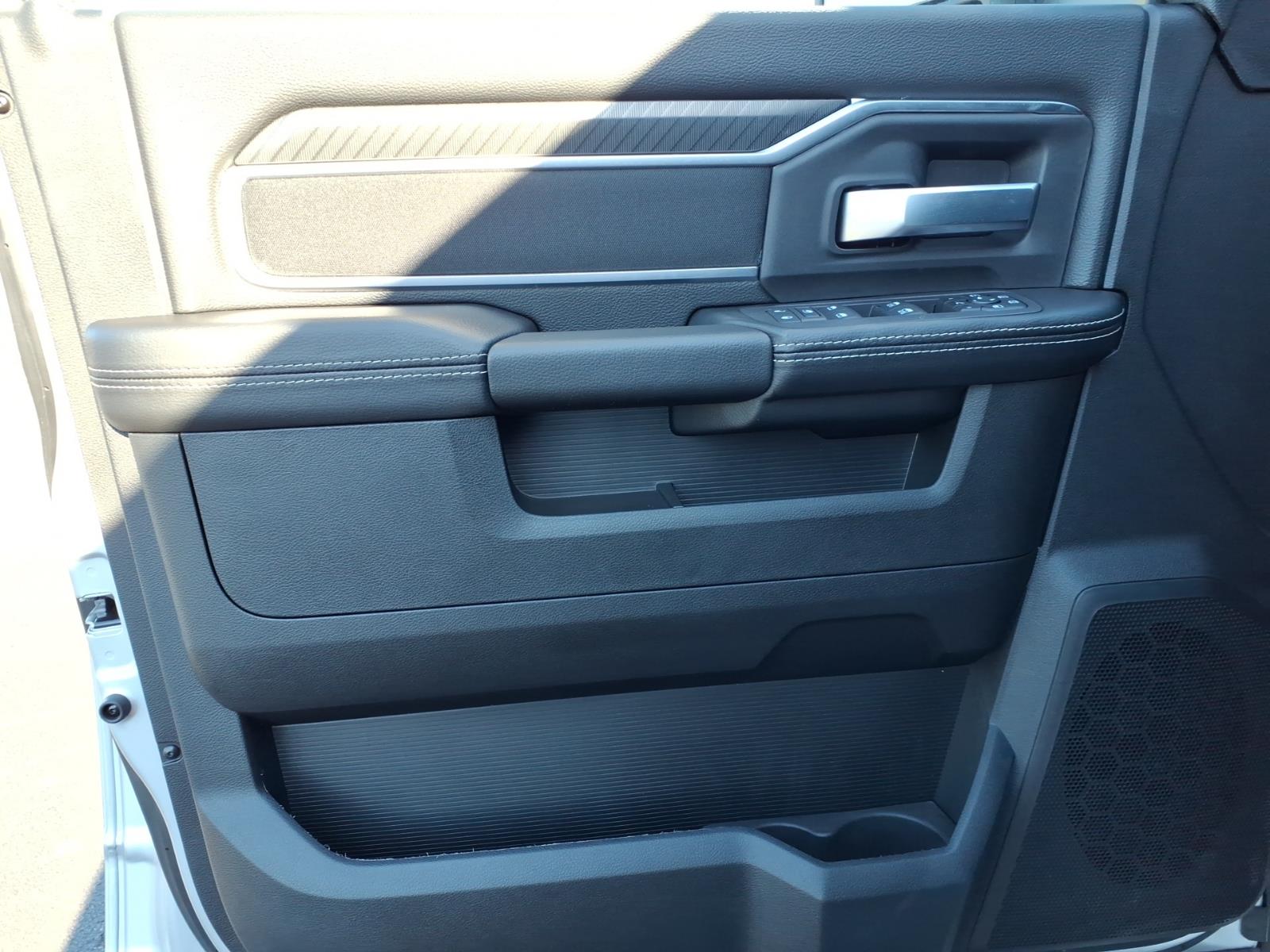 2026 RAM 2500 Big Horn - Photo 12