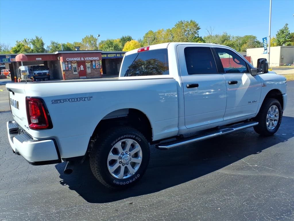 2026 RAM 2500 Big Horn - Photo 8