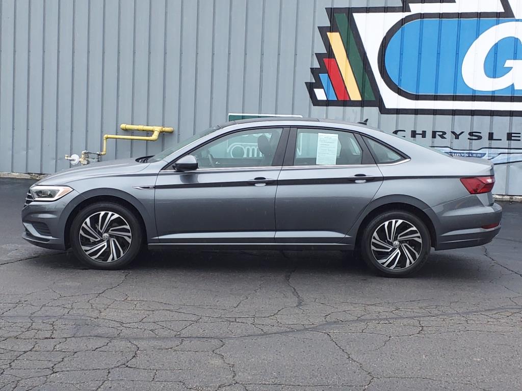 Used 2021 Volkswagen Jetta SEL with VIN 3VWE57BU1MM032679 for sale in Muncie, IN