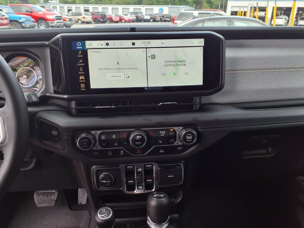 2025 Jeep Wrangler 4-Door Sahara - Photo 26