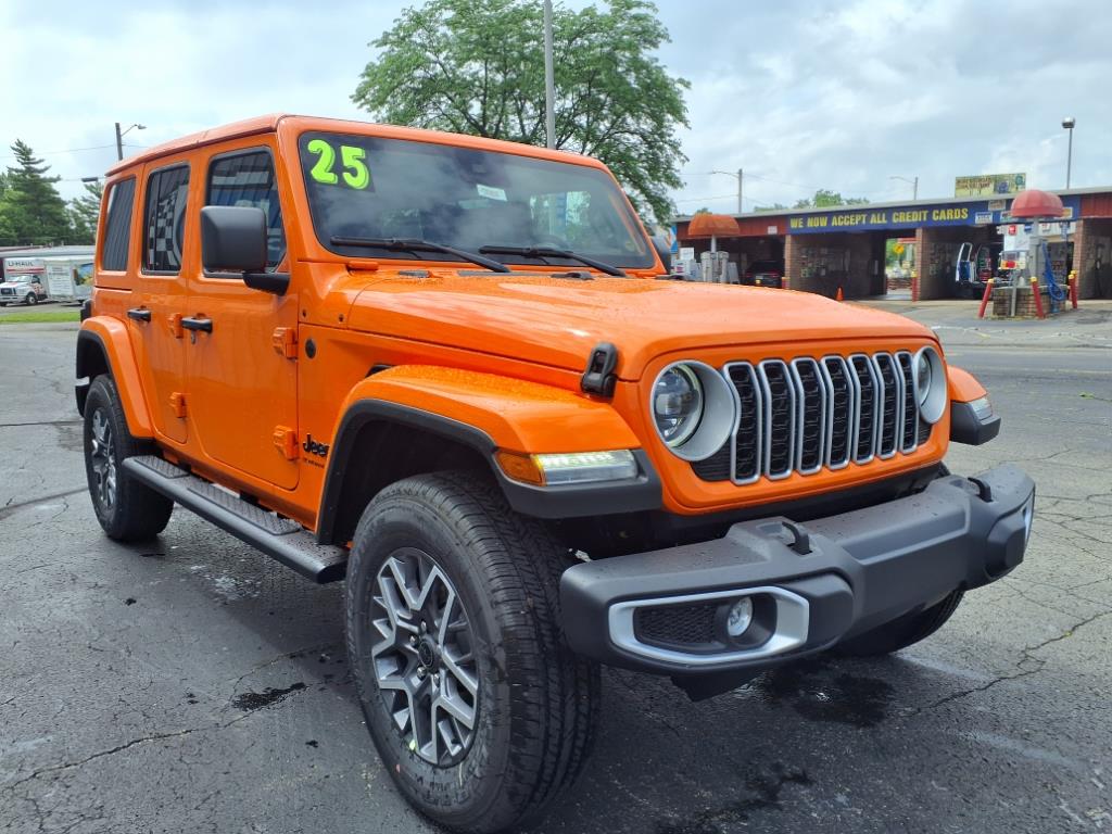 2025 Jeep Wrangler 4-Door Sahara - Photo 10