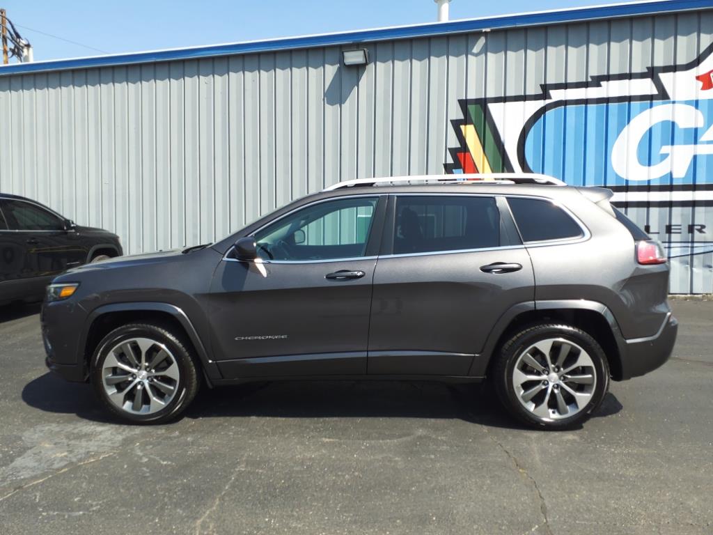 Used 2019 Jeep Cherokee Overland with VIN 1C4PJMJX5KD234404 for sale in Muncie, IN