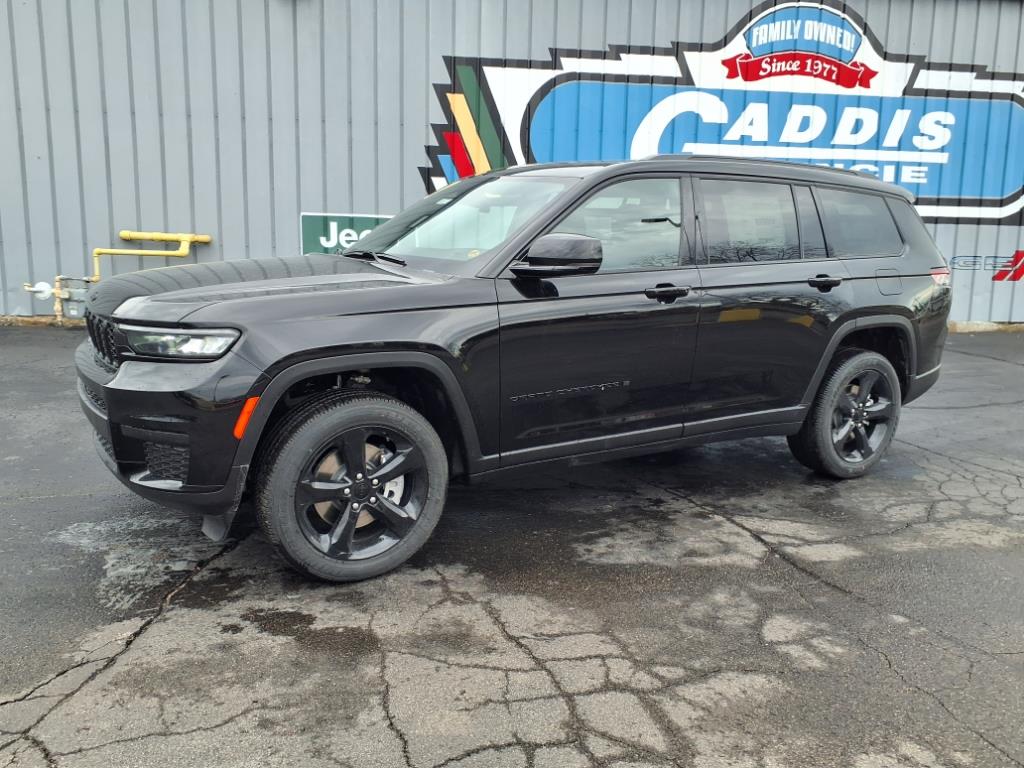2025 Jeep Grand Cherokee Altitude X photo 2
