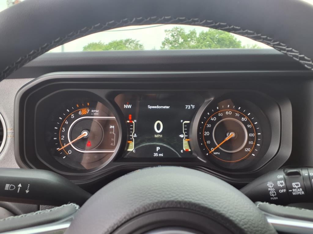 2025 Jeep Wrangler 4-Door Sahara - Photo 6