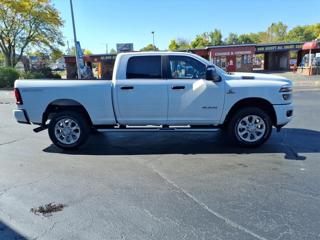2026 RAM 2500 Big Horn - Photo 9