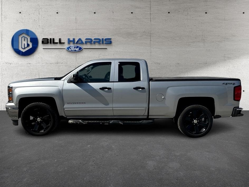 Used 2015 Chevrolet Silverado 1500 LT with VIN 1GCVKREH9FZ224956 for sale in Loudonville, OH