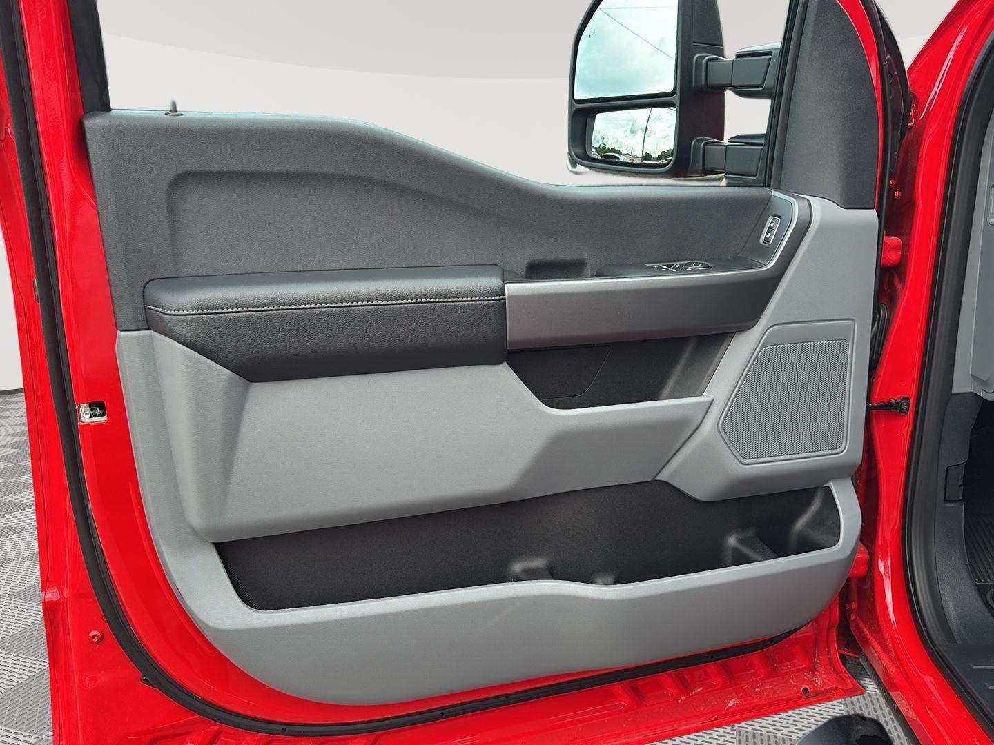 2026 Ford F-250 Super Duty XL - Photo 17