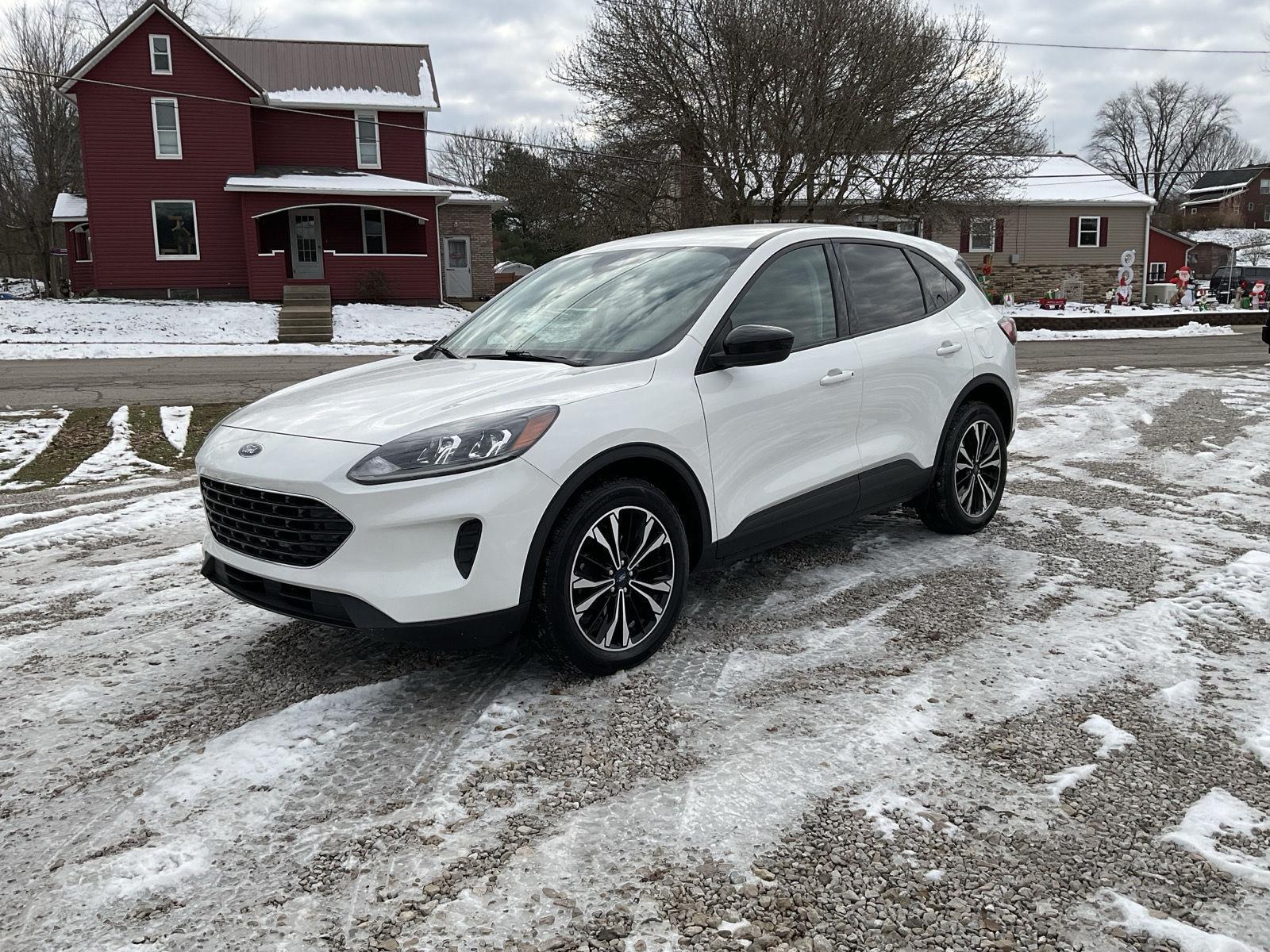 2022 Ford Escape SE's photo