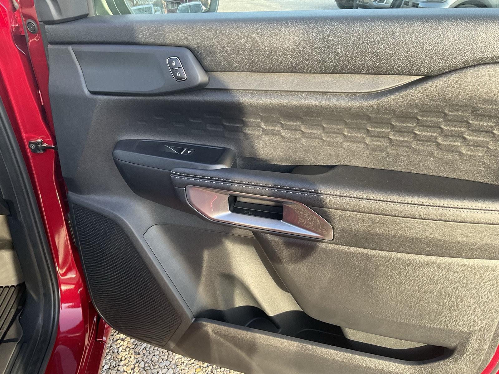 2025 Ford Ranger XLT - Photo 15