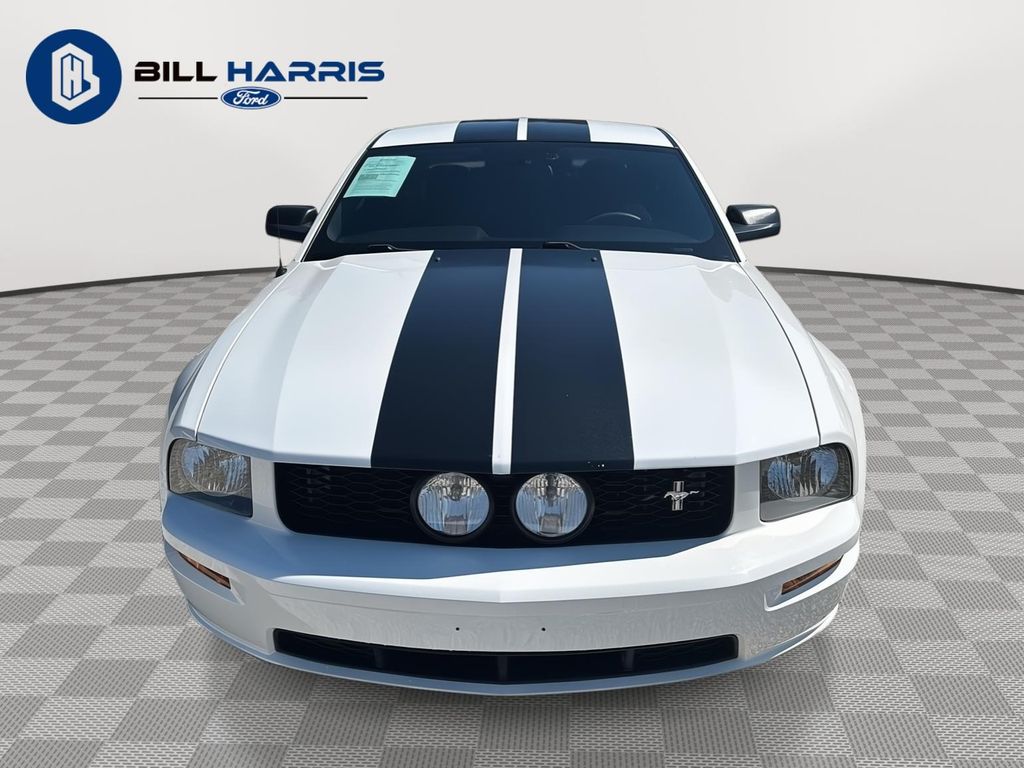 Used 2008 Ford Mustang GT Deluxe with VIN 1ZVHT82H285156807 for sale in Loudonville, OH