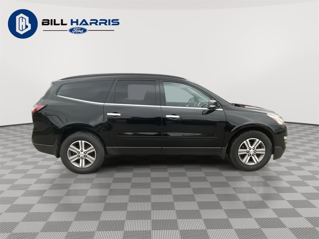 Used 2017 Chevrolet Traverse LT SUV
