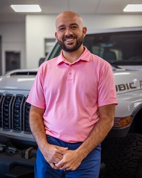 Staff member Robert Carroll from ID_a60b8f290638