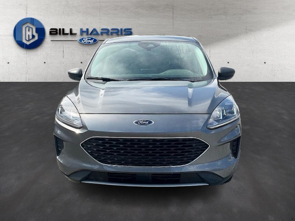 2022 Ford Escape SE photo 2
