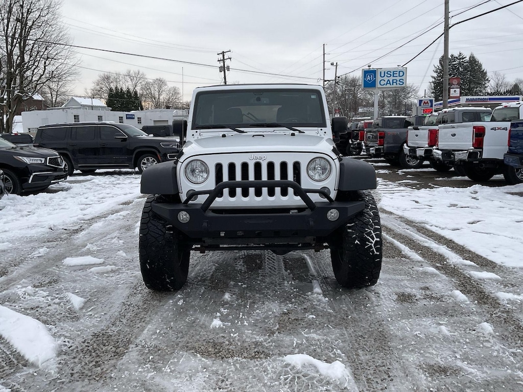 Used 2016 Jeep Wrangler Unlimited Rubicon SUV