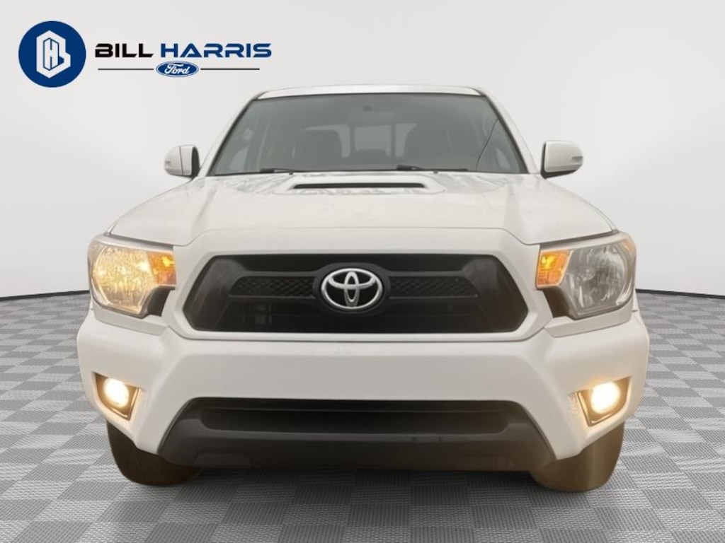 Used 2015 Toyota Tacoma Truck