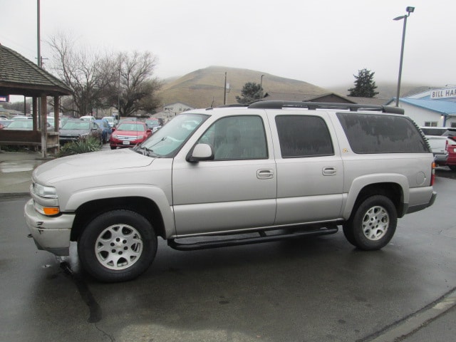 2004 Chevrolet Suburban LS
