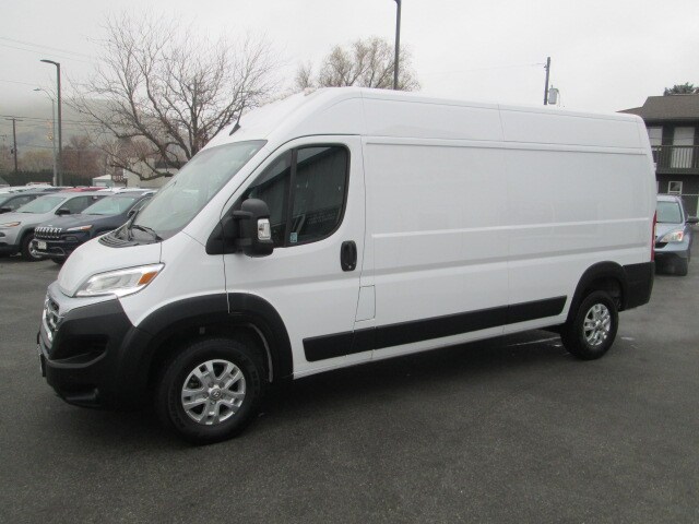 2024 Ram ProMaster 2500 photo 3