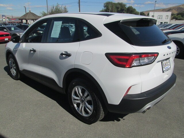 2022 Ford Escape S photo 3