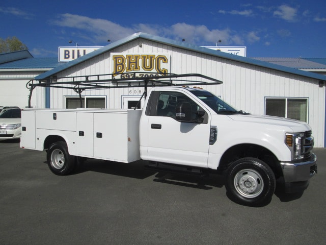 2019 Ford F-350 Super Duty Chassis Cab XLT