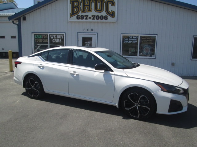 2024 Nissan Altima SR