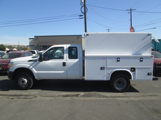 2016 Ford F-350 XLT photo 2