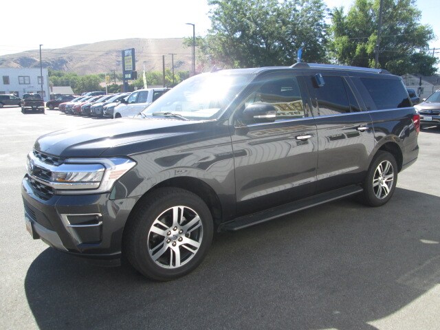 2024 Ford Expedition MAX Limited photo 2