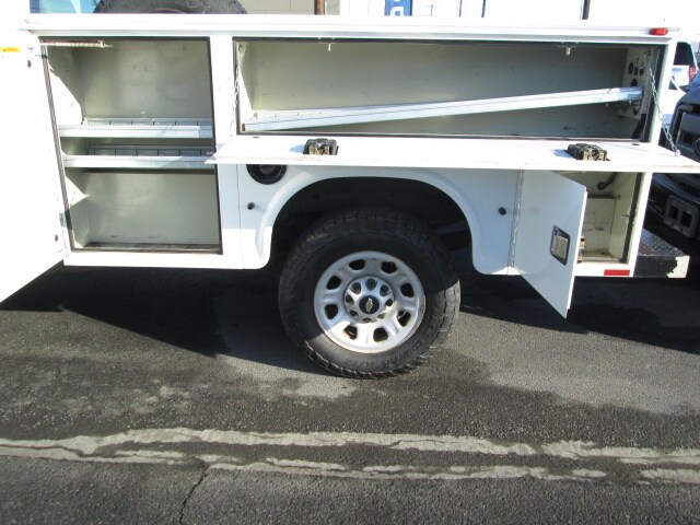 2013 Chevrolet Silverado 3500HD photo 4