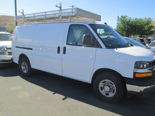 2020 Chevrolet Express 3500 Work Van HD's photo