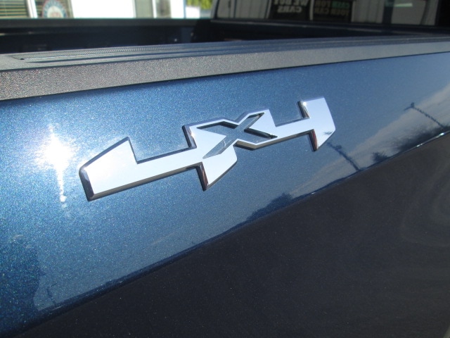 2023 GMC Sierra 1500 SLT - Photo 10