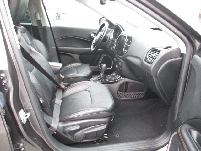 2021 Jeep Compass Limited photo 3