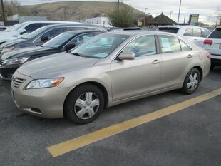 2009 Toyota Camry LE Sedan