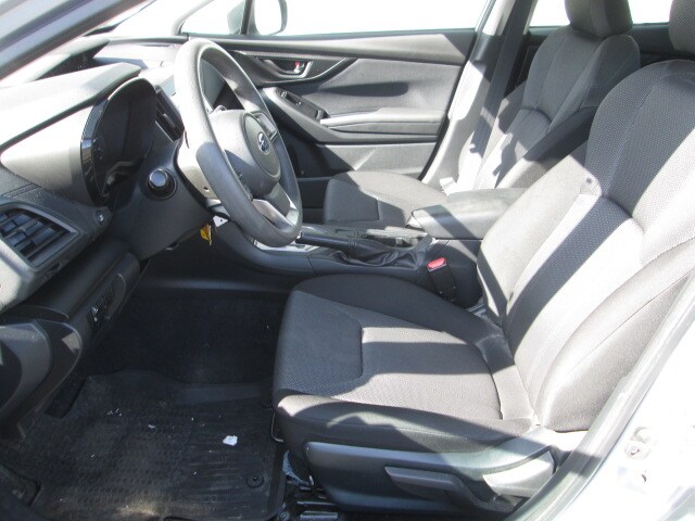 2022 Subaru Impreza Base photo 3