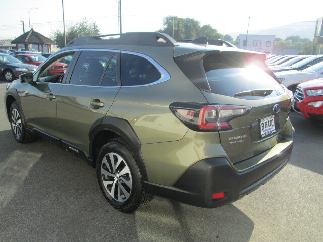 2023 Subaru Outback Premium photo 2