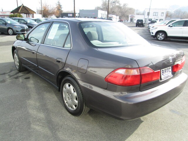 1999 Honda Accord LX photo 4
