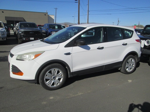 2014 Ford Escape S's photo