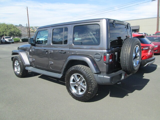2019 Jeep Wrangler Unlimited Sahara photo 3