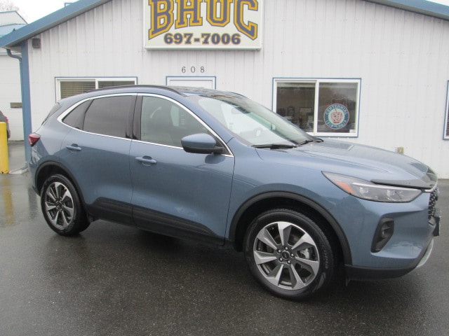 2025 Ford Escape Platinum